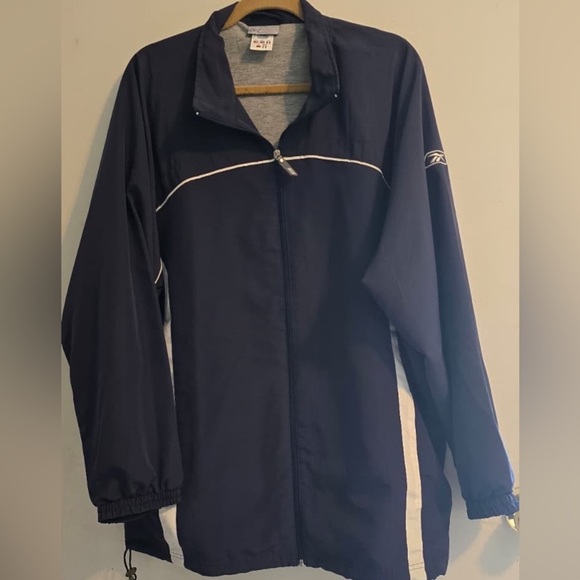 Reebok Men's Dark Blue Windbreaker Jacket - Picture 9 of 11